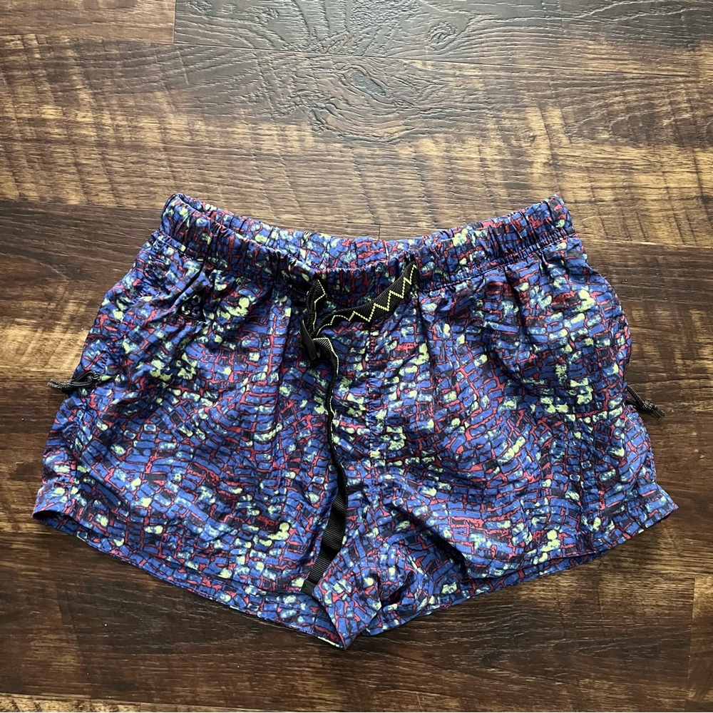 Nike ACG belted colorful bright hiking athletic nylon shorts BQ3616-458 large